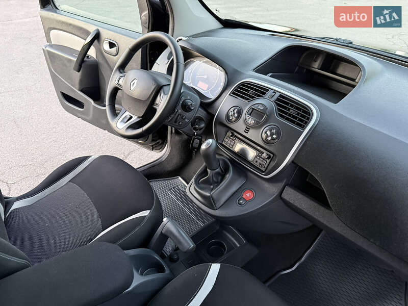 Минивэн Renault Kangoo 2016 в Днепре