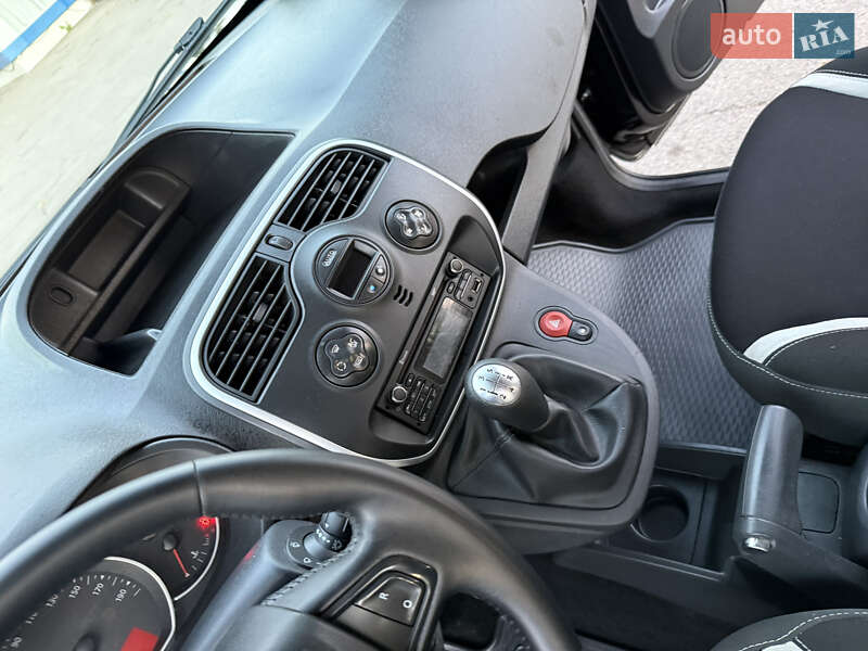 Минивэн Renault Kangoo 2016 в Днепре