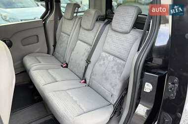 Минивэн Renault Kangoo 2009 в 