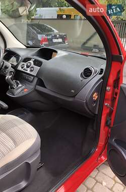 Минивэн Renault Kangoo 2012 в 