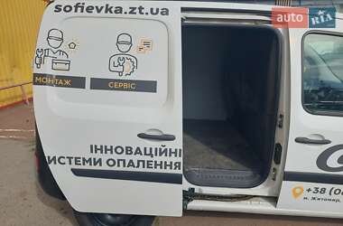 Грузовой фургон Renault Kangoo 2013 в 
