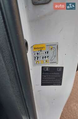 Грузовой фургон Renault Kangoo 2013 в 