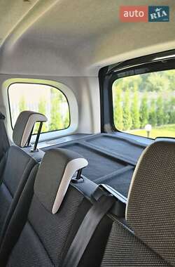 Минивэн Renault Kangoo 2013 в 