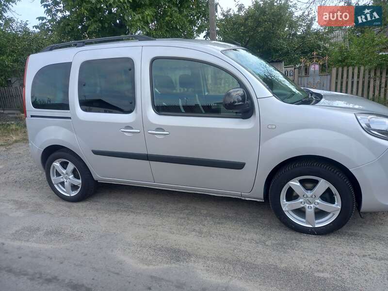 Минивэн Renault Kangoo 2015 в Звенигородке