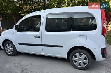 Минивэн Renault Kangoo 2011 в 