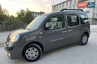 Минивэн Renault Kangoo 2013 в 