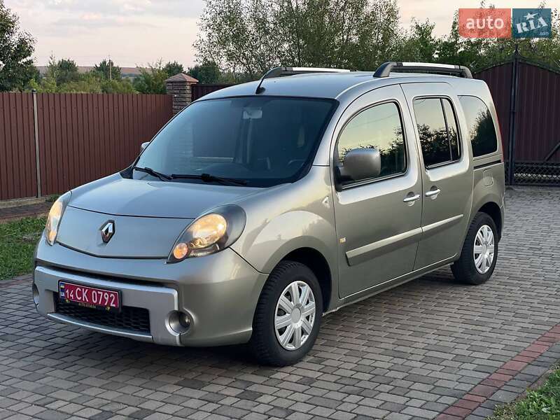 Минивэн Renault Kangoo 2011 в Калуше