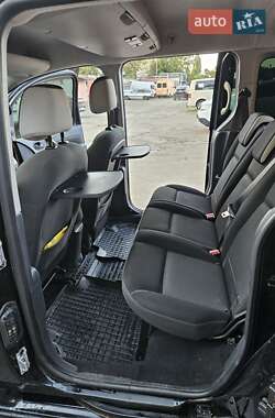 Минивэн Renault Kangoo 2013 в 