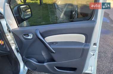 Минивэн Renault Kangoo 2011 в 