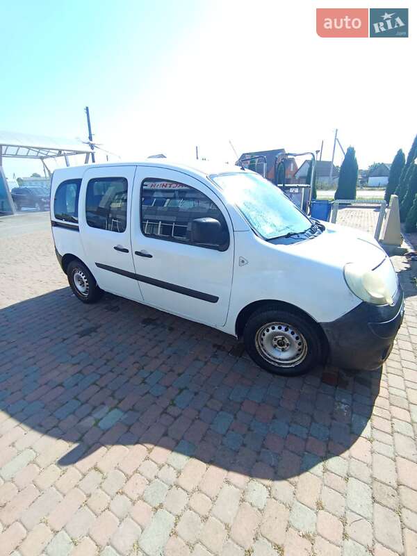 Минивэн Renault Kangoo 2008 в Сарнах