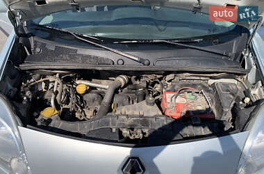 Минивэн Renault Kangoo 2010 в 
