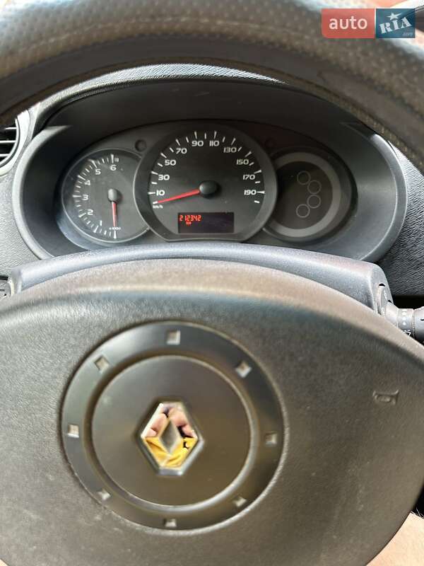 Грузовой фургон Renault Kangoo 2013 в Львове