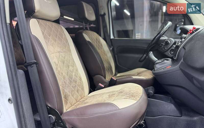 Минивэн Renault Kangoo 2015 в Черновцах