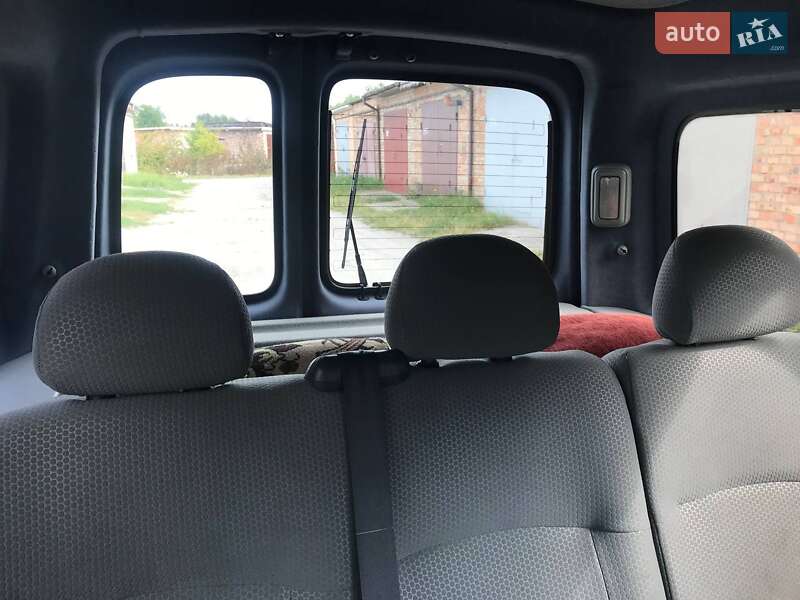Минивэн Renault Kangoo 2003 в Нежине