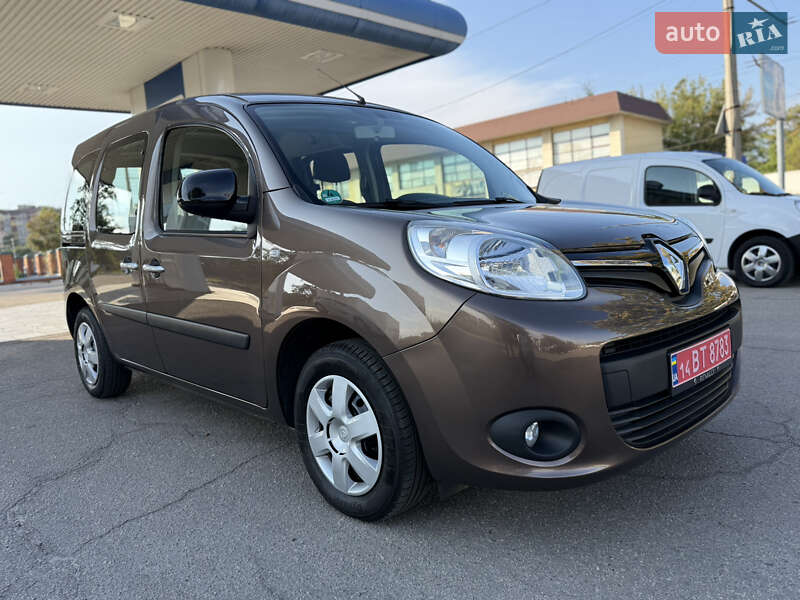 Мінівен Renault Kangoo 2015 в Дніпрі