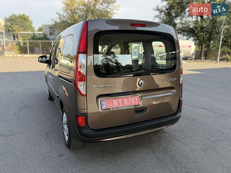 Мінівен Renault Kangoo 2015 в Дніпрі