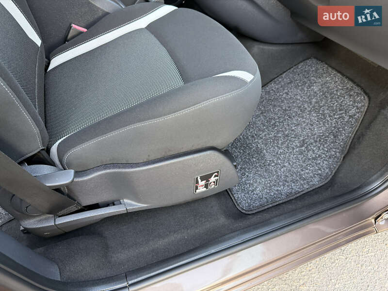 Мінівен Renault Kangoo 2015 в Дніпрі