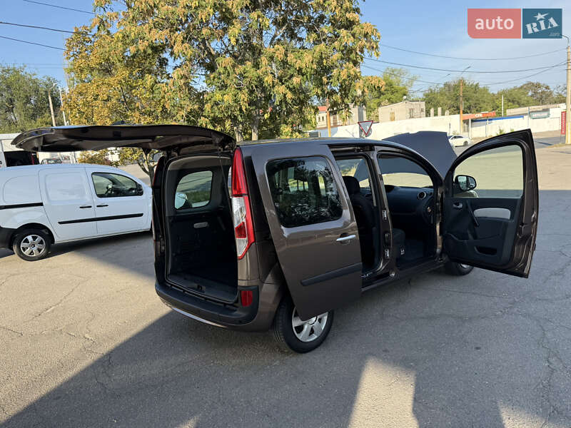 Мінівен Renault Kangoo 2015 в Дніпрі