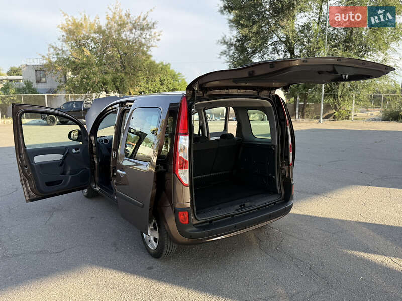 Мінівен Renault Kangoo 2015 в Дніпрі