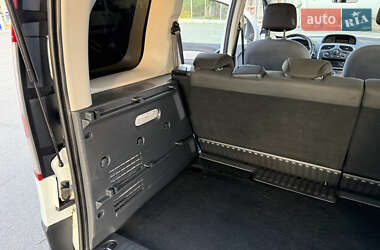 Минивэн Renault Kangoo 2015 в 