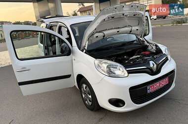 Минивэн Renault Kangoo 2015 в 