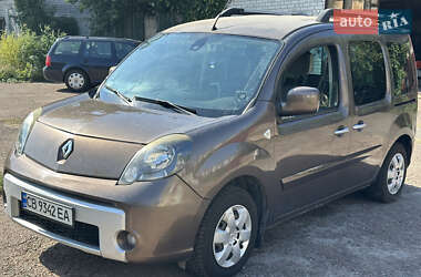 Минивэн Renault Kangoo 2012 в 
