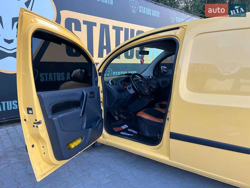 Грузовой фургон Renault Kangoo 2013 в Хмельницком