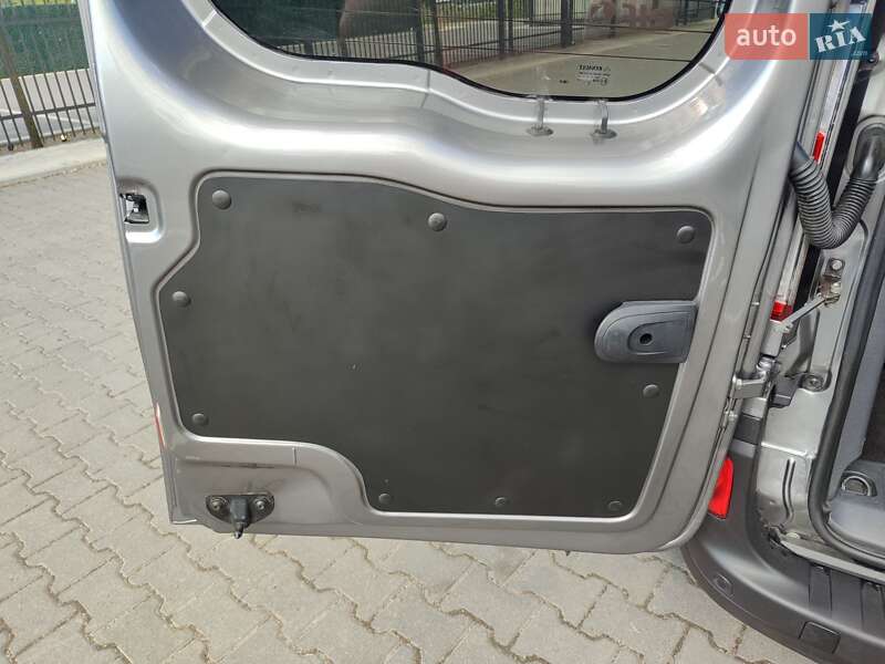 Минивэн Renault Kangoo 2013 в Луцке