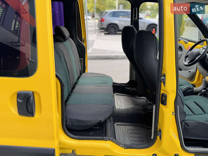 Минивэн Renault Kangoo 2003 в Киеве