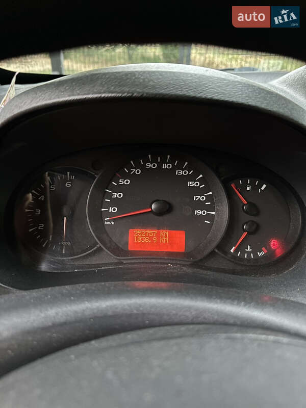 Грузовой фургон Renault Kangoo 2013 в Одессе фото 12 Грузовой фургон Renault Kangoo 2013 в Одессе