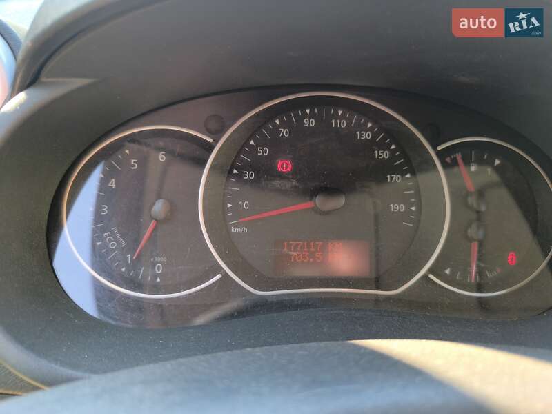 Вантажопасажирський фургон Renault Kangoo 2016 в Дніпрі