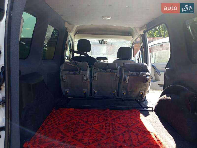 Минивэн Renault Kangoo 2009 в Запорожье