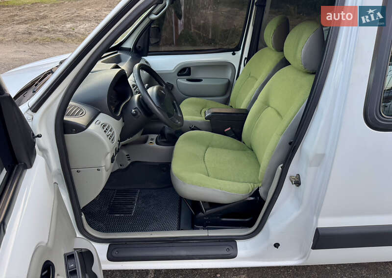 Мінівен Renault Kangoo 2007 в Києві