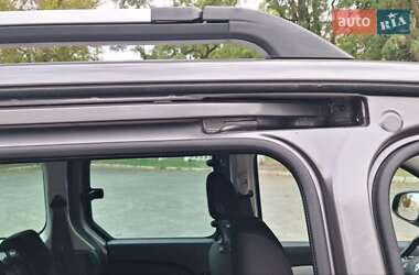 Минивэн Renault Kangoo 2016 в 
