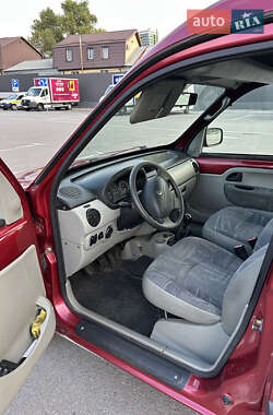 Минивэн Renault Kangoo 2004 в 