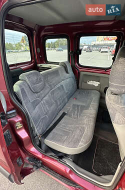 Минивэн Renault Kangoo 2004 в 