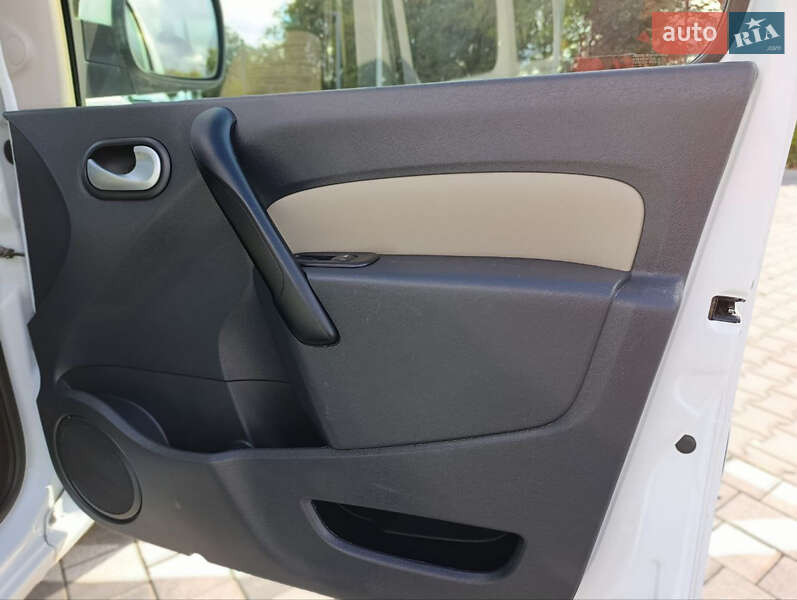 Минивэн Renault Kangoo 2012 в Виннице