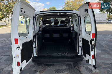 Минивэн Renault Kangoo 2019 в 