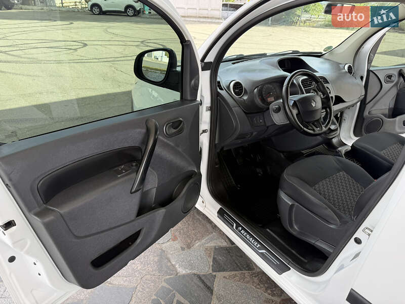 Мінівен Renault Kangoo 2014 в Дніпрі