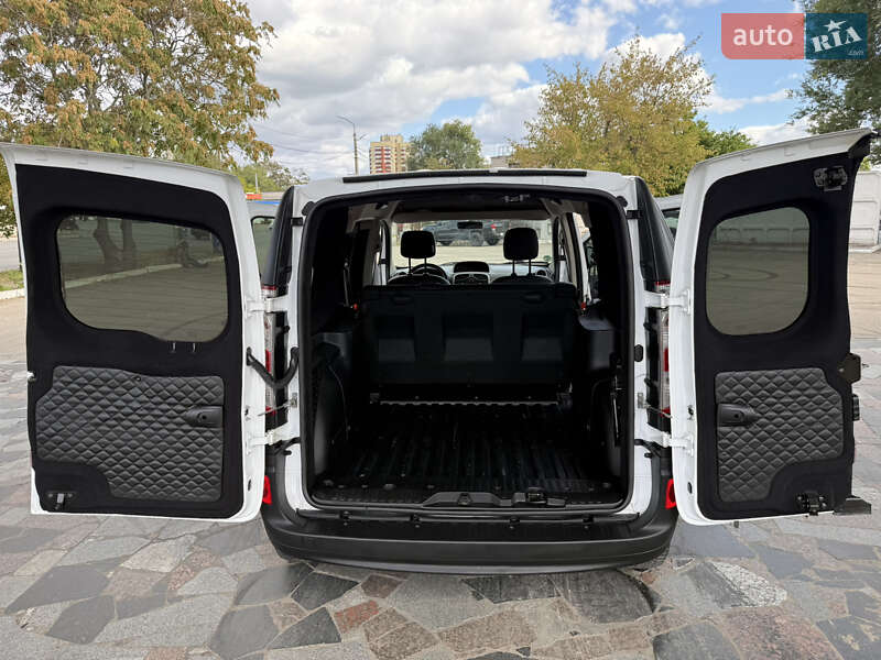 Мінівен Renault Kangoo 2014 в Дніпрі