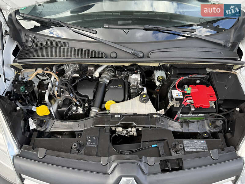 Мінівен Renault Kangoo 2014 в Дніпрі