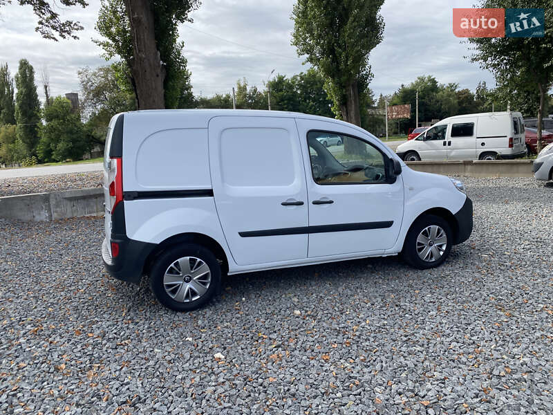 Грузовой фургон Renault Kangoo 2016 в Хмельницком