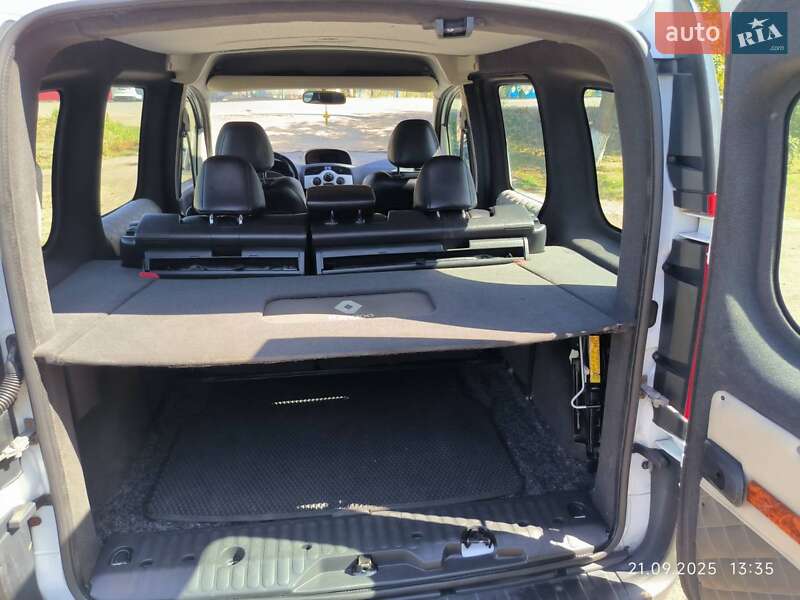 Мінівен Renault Kangoo 2011 в Сараті фото 8 Мінівен Renault Kangoo 2011 в Сараті