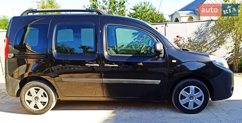 Минивэн Renault Kangoo 2015 в Черновцах