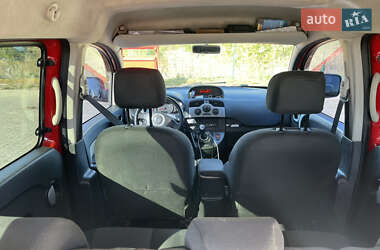 Минивэн Renault Kangoo 2011 в 