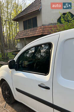 Грузовой фургон Renault Kangoo 2010 в 