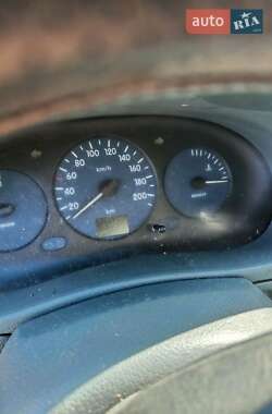 Грузовой фургон Renault Kangoo 1999 в 