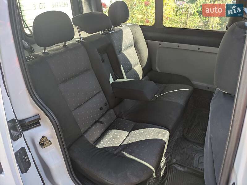 Минивэн Renault Kangoo 2005 в Ровно