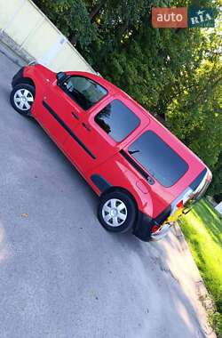 Вантажопасажирський фургон Renault Kangoo 2015 в Львові
