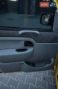 Минивэн Renault Kangoo 2003 в 